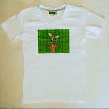 Load image into Gallery viewer, Munchie Giraffe Tshirt - White / 4T - White / 2T