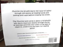 Load image into Gallery viewer, Munchie Holds Hands